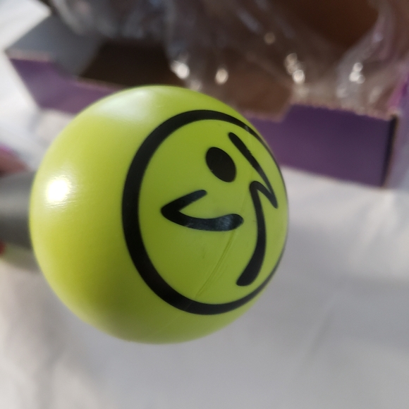 Zumba Exhilarate Slim & Tone Body Shaping System Workout DVD Toning Stick - Picture 13 of 16